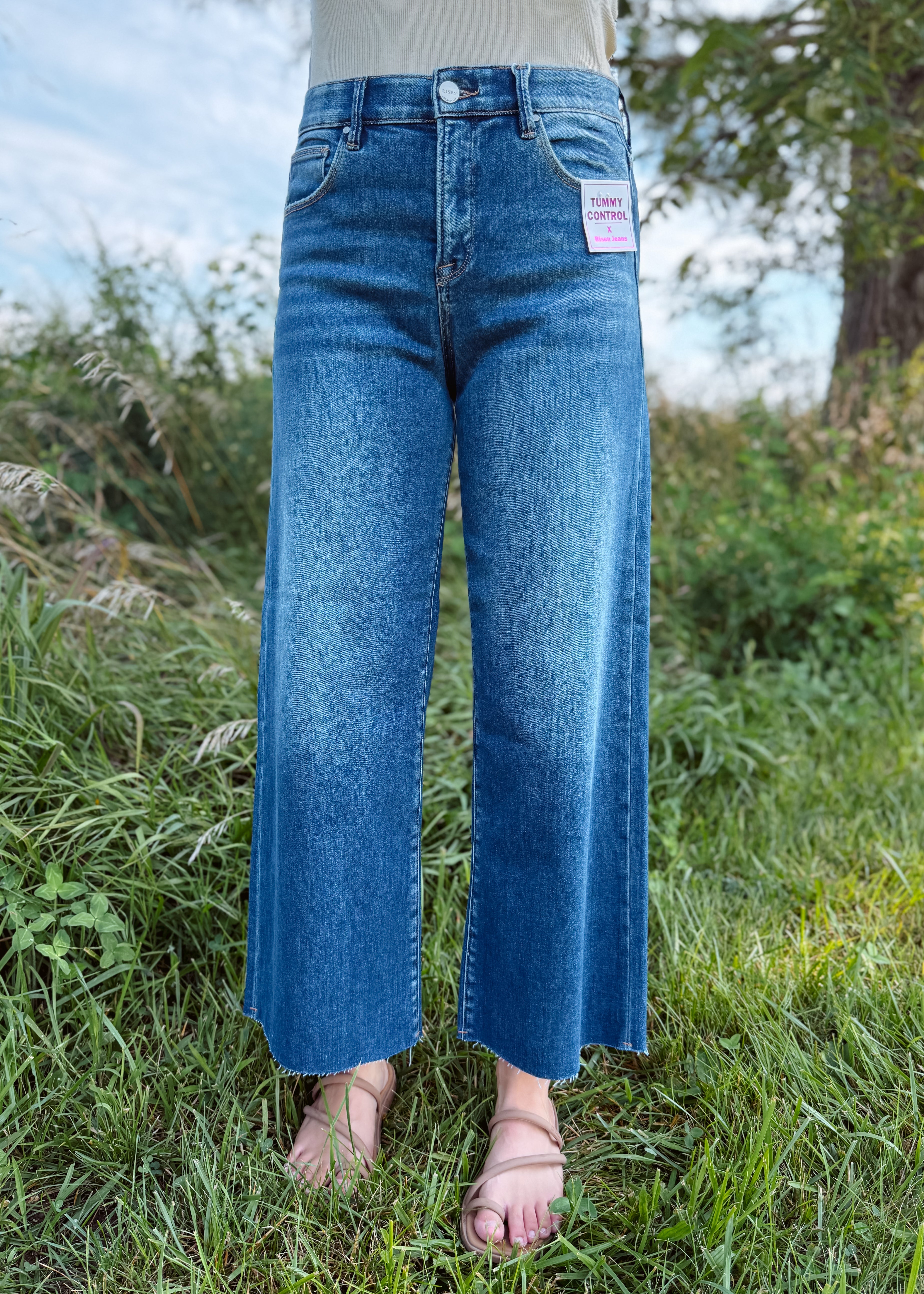 Happiness Trails Boutique - Risen jeans cropped dark wash denim