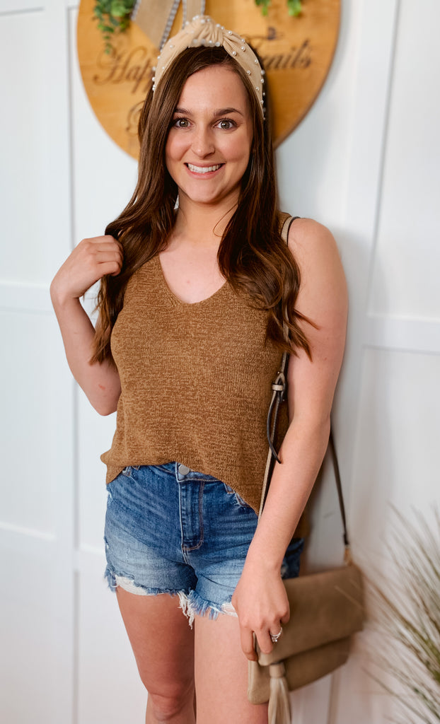 This Ada Tan Knit Tank Top is the perfect choice for summer days. Its lightweight knit fabric is both comfortable and breathable.