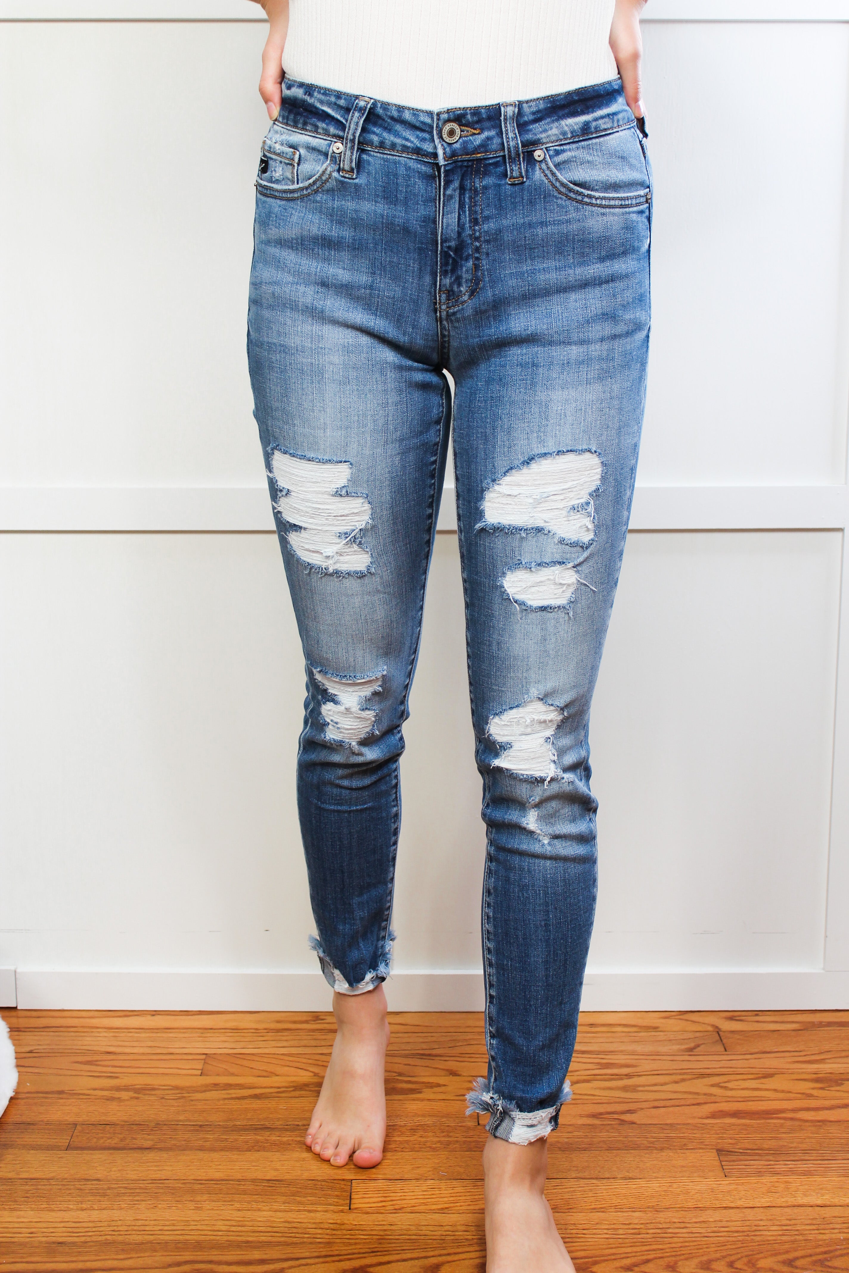 KanCan Medium Rise Distressed Jeans