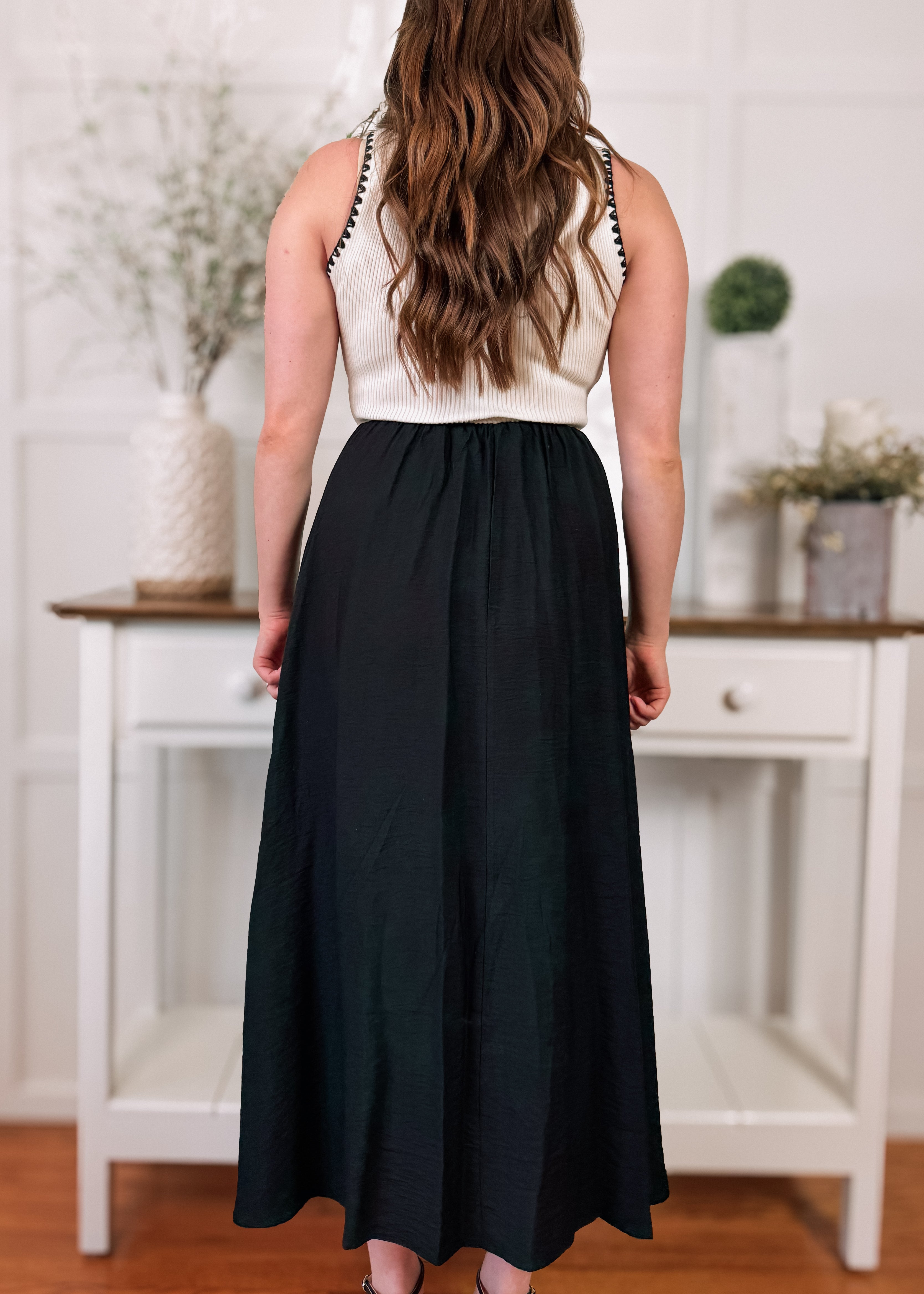 Happiness Trails Boutique - Ivory/black midi dress