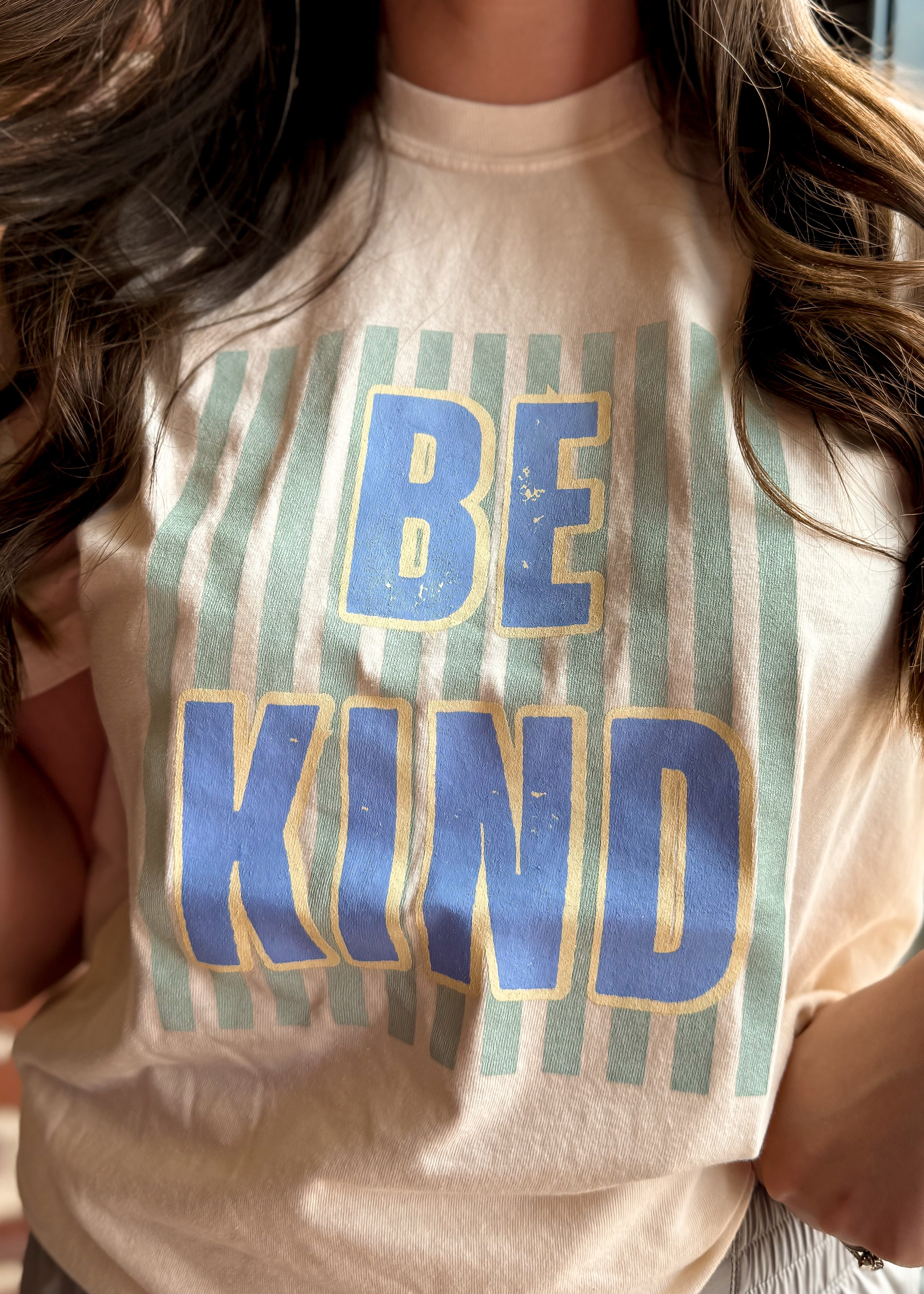 Happiness Trails Boutique - Be Kind screen printed on Comfort Colors tee