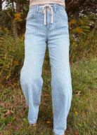 Happiness Trails Boutique - Risen high rise light wash wide baggy jeans