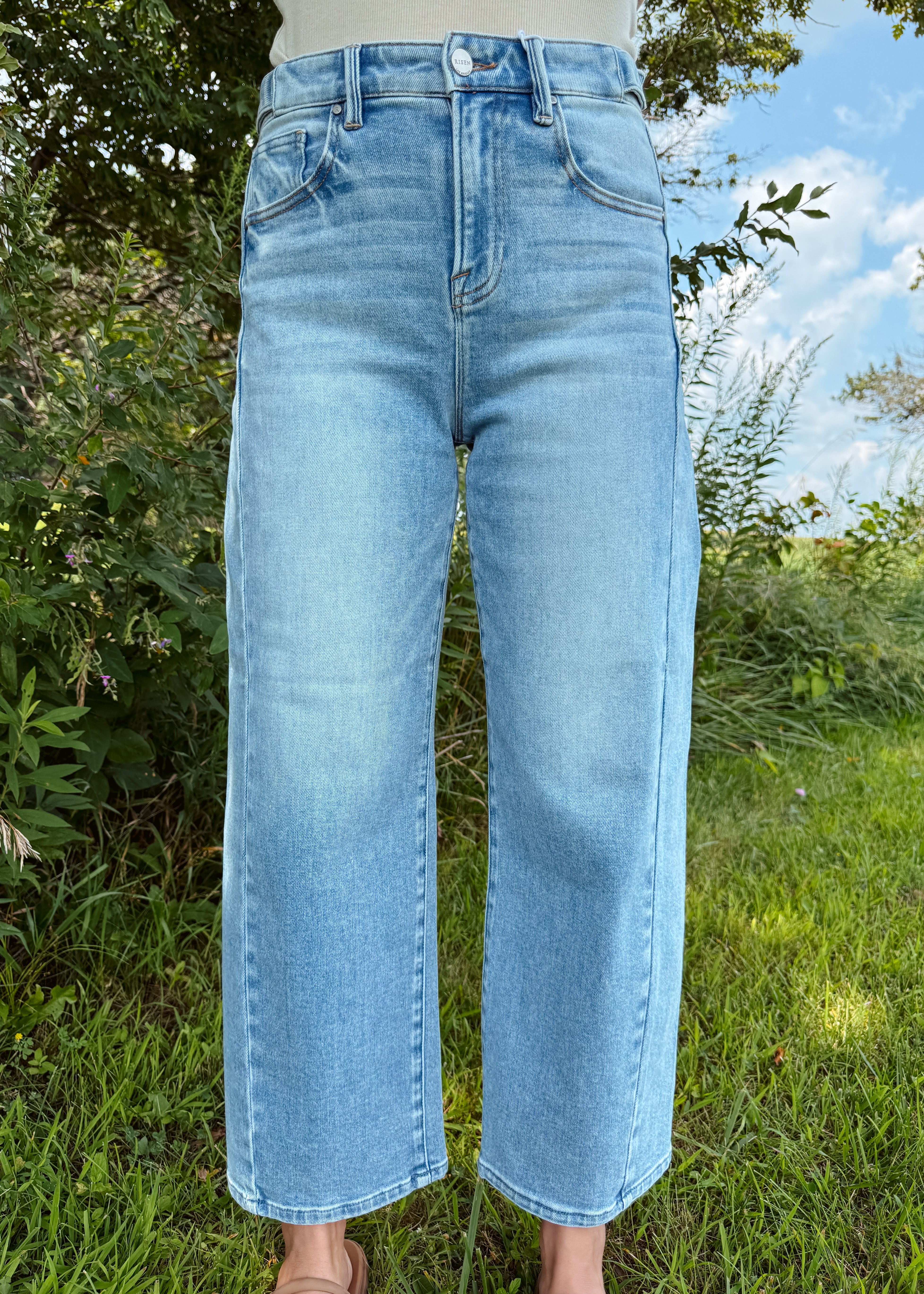 Happiness Trails Boutique - Risen Barrel Crop Jeans light wash