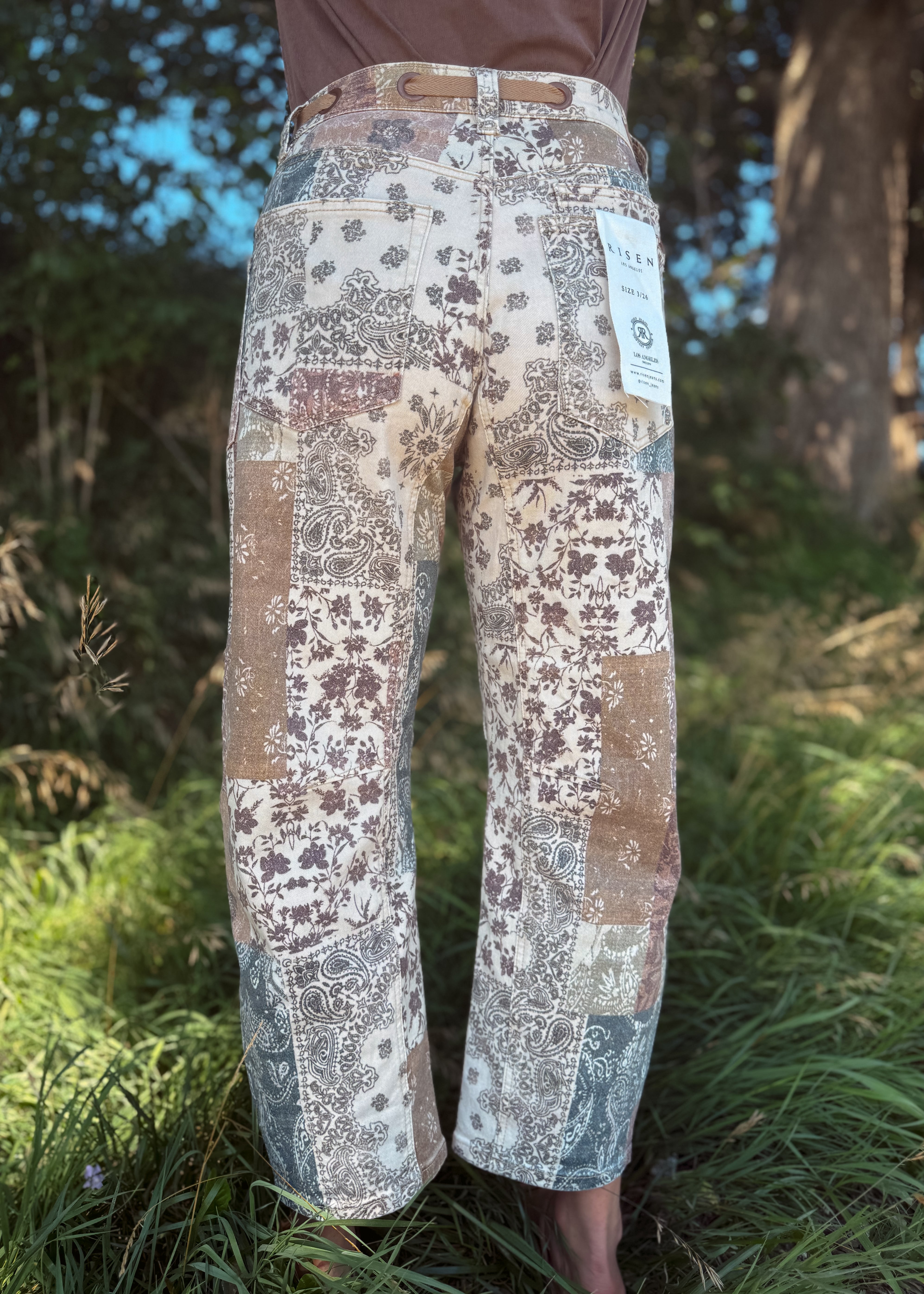 Happiness Trails Boutique - Risen Earth Block Barrel Crop Jeans