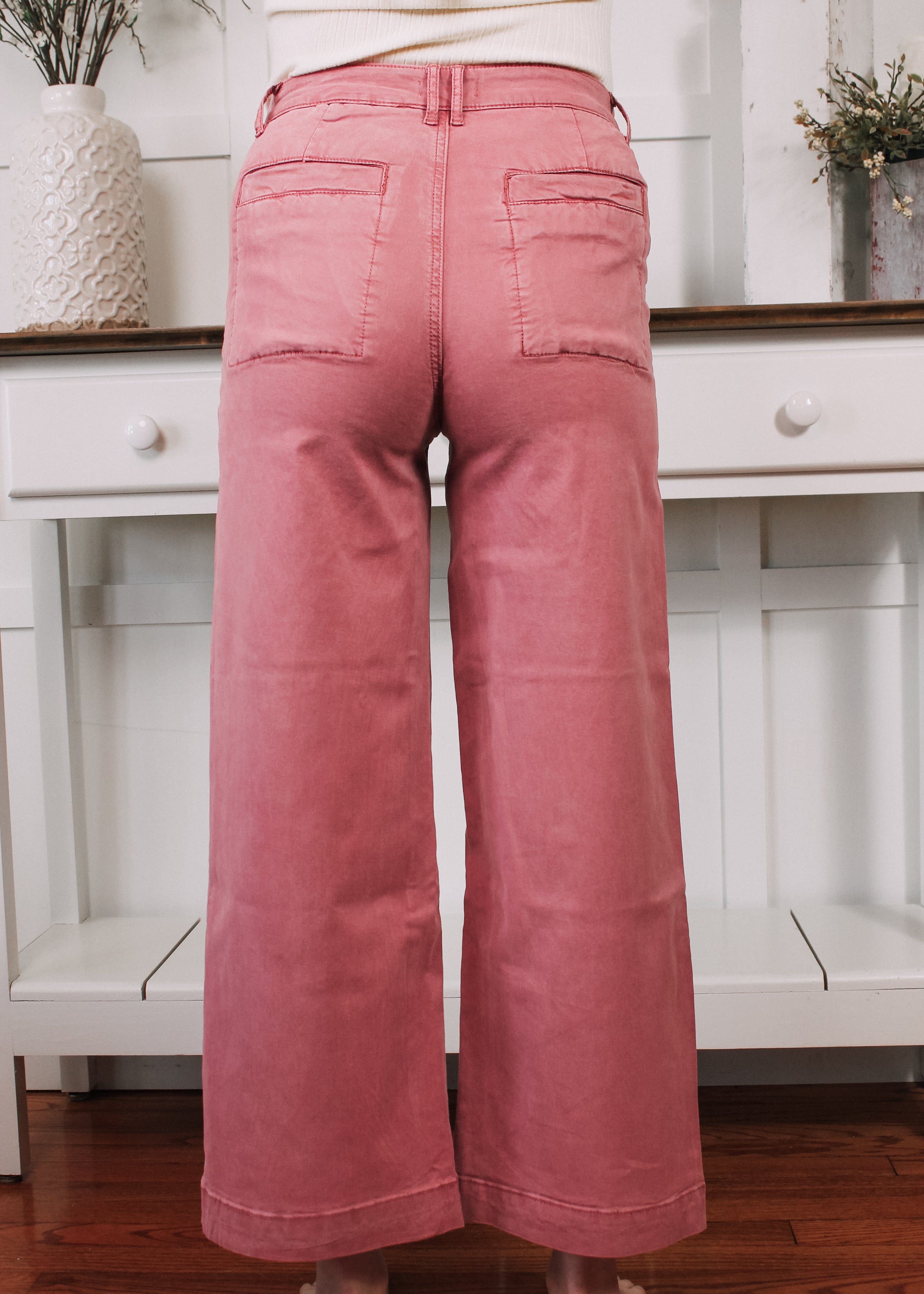 Happiness Trails Boutique - Rose cropped pants
