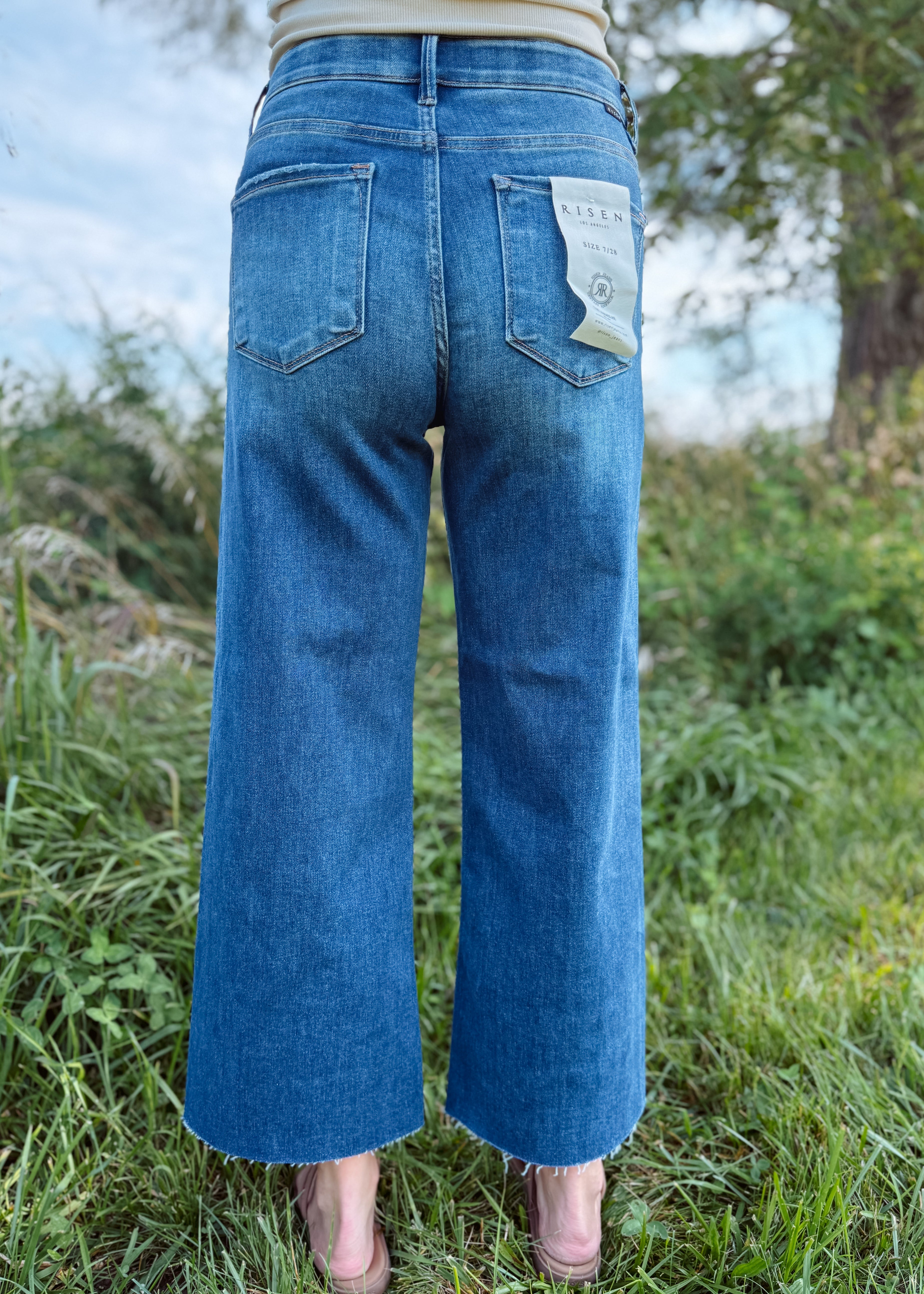 Happiness Trails Boutique - Risen jeans cropped dark wash denim