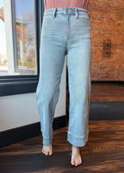 Happiness Trails Boutique - Risen jeans cropped light wash denim